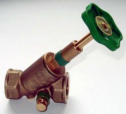 KFR - Schr�gsitzventil 1/2'' mit Entleerung