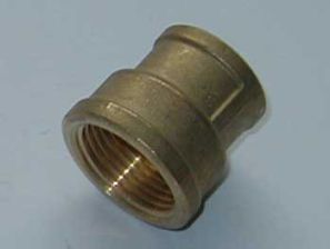 Messing Reduzier - Muffe  1/2 x 3/8'' IG